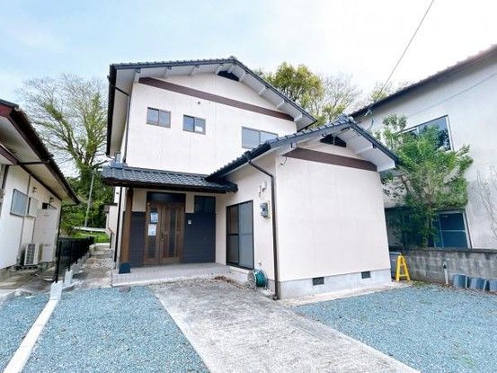 Renovated 5SLDK House in Yamaga, Kumamoto - 137.62 sqm - Thumbnail 3