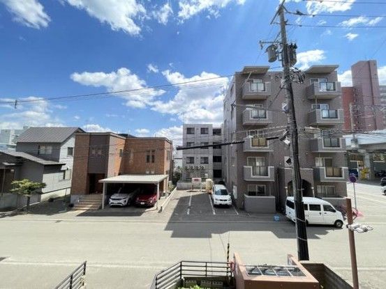 3LDK Apartment for Sale in Kotoni, Sapporo - 78.93 sqm - Thumbnail 2