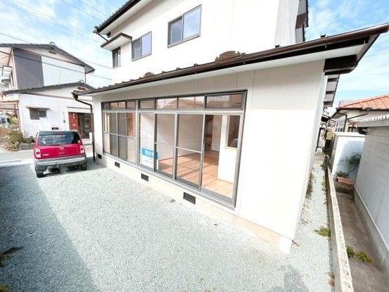 Renovated 4LDK House in Kanzaki City, Saga Prefecture - Thumbnail 4