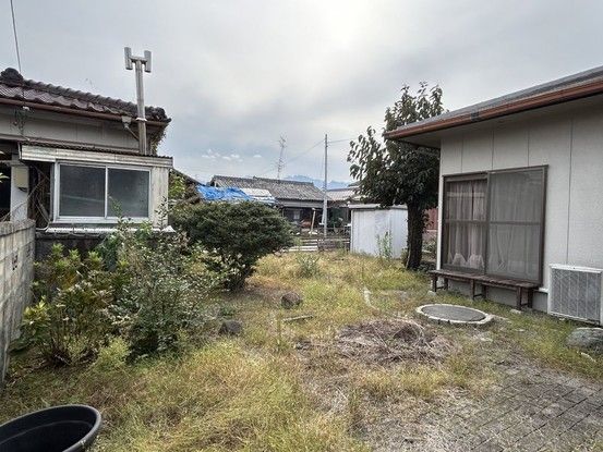 3LDK House for Sale in Niihama, Ehime - 99.27m2 - Thumbnail 2