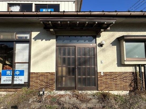 Renovated 5LDK Detached House for Sale in Hanamaki, Iwate - Thumbnail 2