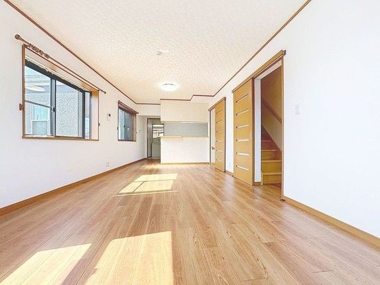 6LDK House for Sale in Ayase, Adachi-ku, Tokyo - Thumbnail 2