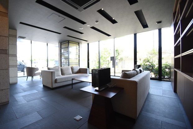 2LDK Apartment for Sale in Chuo-ku, Kumamoto - 83.56 sqm - Thumbnail 4