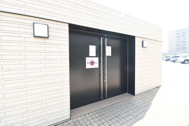 2LDK Apartment for Sale in Chuo-ku, Kumamoto - 83.56 sqm - Thumbnail 3