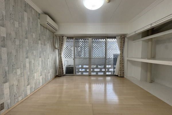 1K Apartment for Sale in Atami, Shizuoka - 21.91 sqm - Thumbnail 3