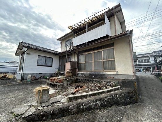 7DK House for Sale in Hita, Oita - 190 sqm on 418 sqm Land - Thumbnail 4