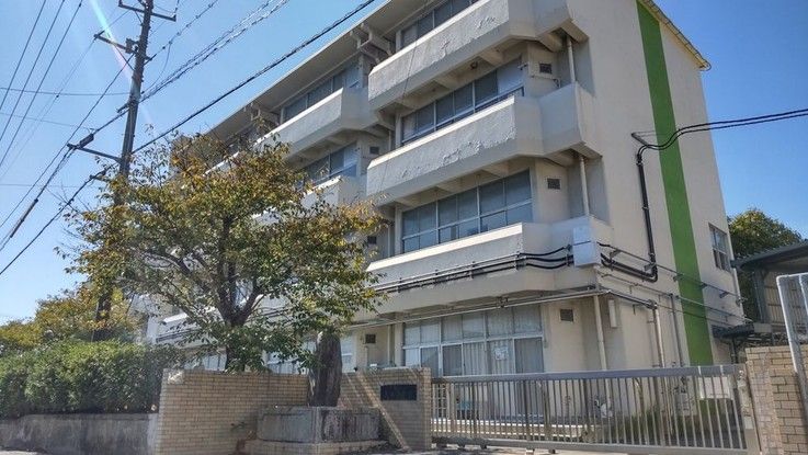 Renovated 4LDK House in Shunan City, Yamaguchi - Thumbnail 3