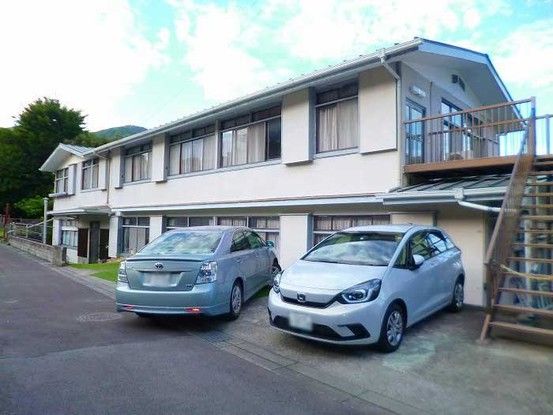 Large Former Inn in Atami with 12LDK and Ocean Views - Thumbnail 3