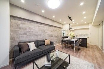 2LDK Apartment for Sale in Meguro-ku, Tokyo - Thumbnail 3