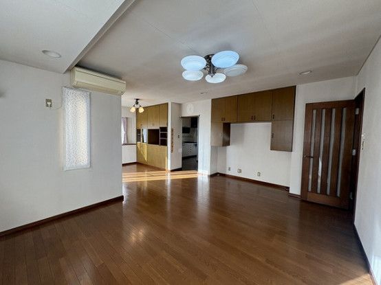 3LDK Detached House for Sale in Toyota City, Aichi - Thumbnail 2