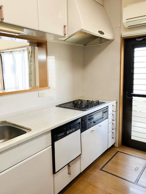 4LDK Used Detached House in Takamatsu, Kagawa - 117.58 sqm - Thumbnail 3