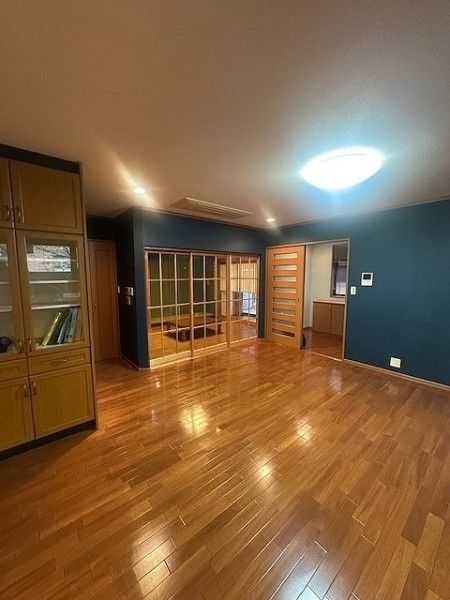 5LDK Detached House for Sale in Sakai-ku, Sakai City, Osaka - Thumbnail 3