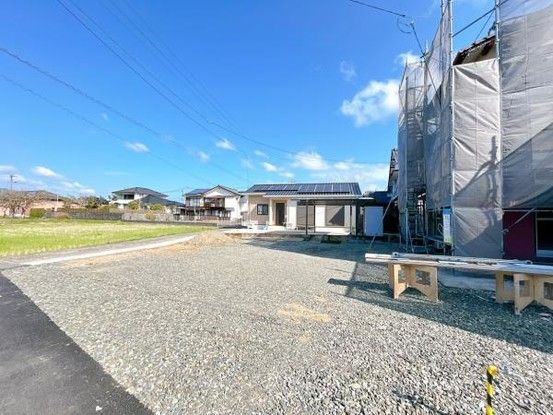 Renovated 5LDK House in Imari, Saga – 112 sqm, Corner Lot, Parking 6 - Thumbnail 2