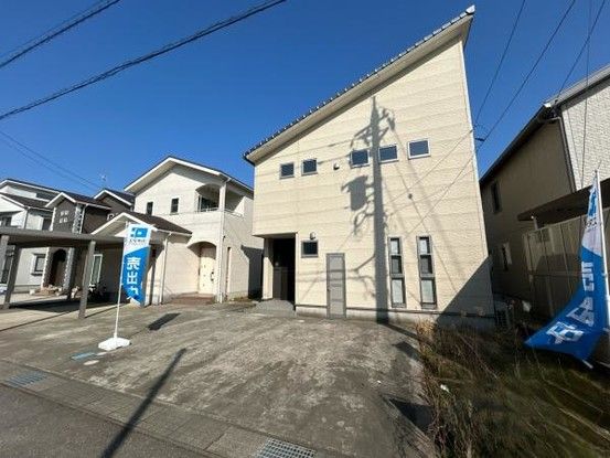 4LDK Detached House for Sale in Tsuruta Town, Ishikawa - Main Image