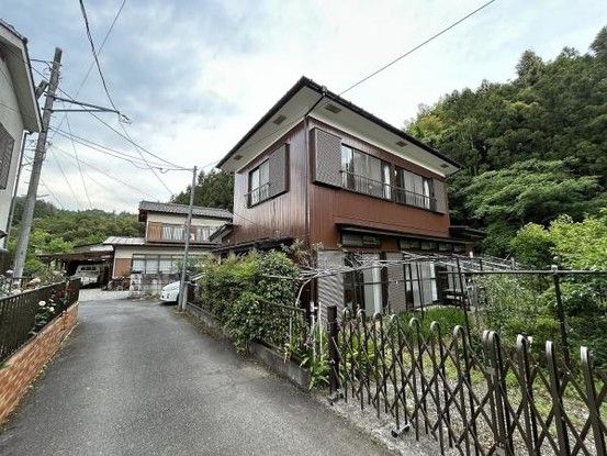 5DK Detached House in Akiruno City, Tokyo - 107.37 sqm - Thumbnail 2