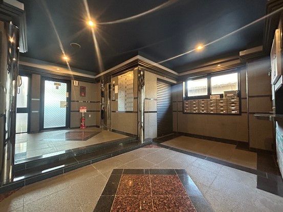 1DK Apartment for Sale in Kanazawa with Excellent Views - Thumbnail 2