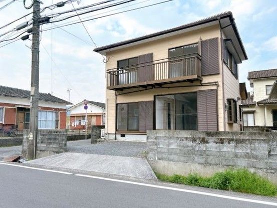 Renovated 4LDK House with 172 sqm Land in Saiki, Oita - Thumbnail 3