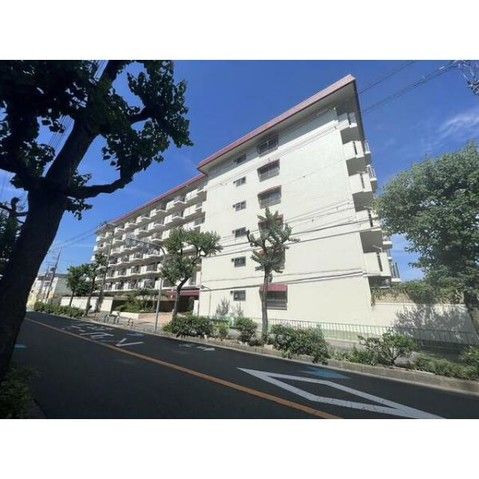 2LDK Apartment for Sale in Ibaraki City, Osaka - Thumbnail 2