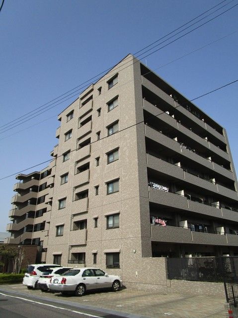 4LDK Apartment for Sale in Koriyama, Fukushima with Private Porch - Image 1