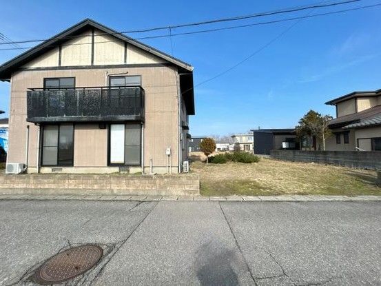 Renovated 5SLDK House on Corner Lot in Tainai City, Niigata - Thumbnail 4