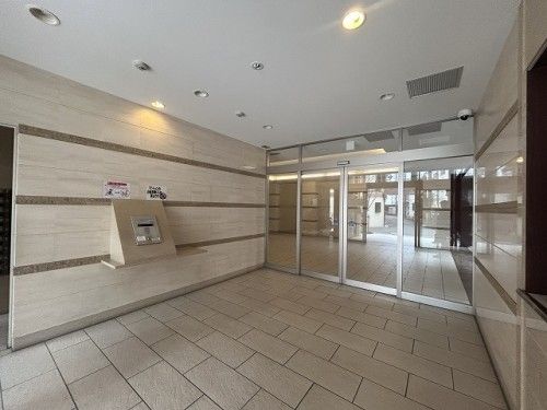 3LDK Apartment for Sale in Kadoma, Osaka – 67.55 sqm - Thumbnail 2