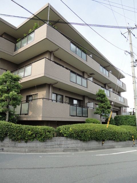 1LDK Apartment for Sale in Kawanishi City, Hyogo - Thumbnail 2