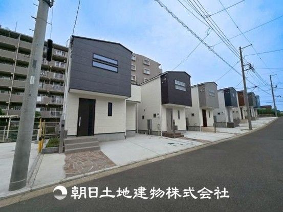 4LDK 2-Story House for Sale in Asahi Ward, Yokohama - Thumbnail 2