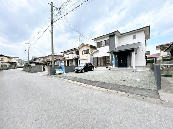 Renovated 4LDK House in Kashima, Saga - 102.68 sqm - Thumbnail 2