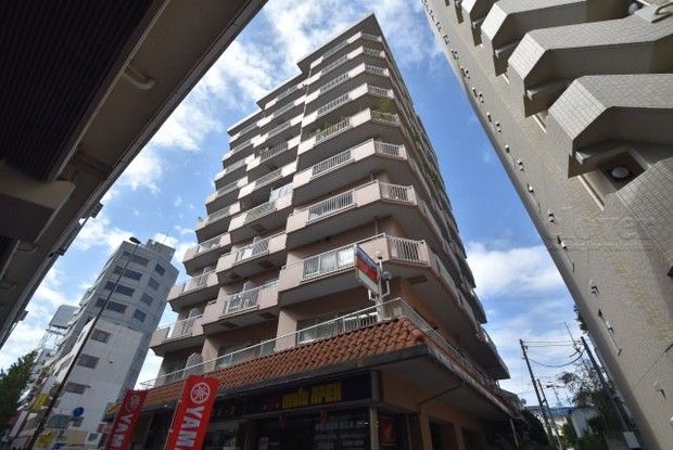 2LDK Apartment for Sale in Setagaya, Tokyo Near Komazawa University Station - Thumbnail 2