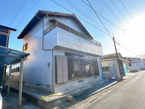 Renovated 4LDK House in Miyazaki City with Large Land, Parking for 5 - Thumbnail 2