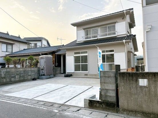Renovated 3LDK House in Tsukumi, Oita - 74.83 sqm - Thumbnail 3