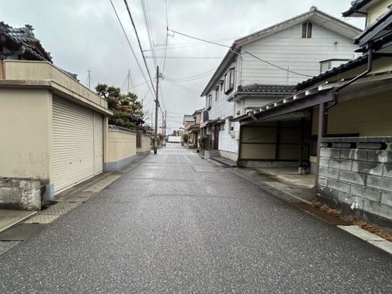 Renovated 3SLDK House in Niigata City's Higashi Ward - Thumbnail 2