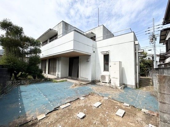 Renovated 5SLDK House in Utazu, Kagawa - 166.9m² - Thumbnail 3