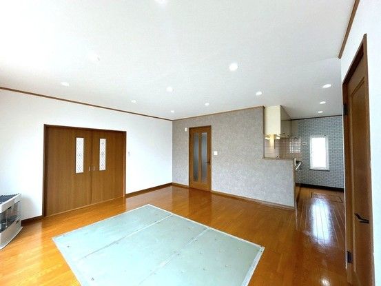 Renovated 4LDK House for Sale Near Shinfuji Station, Kushiro - Thumbnail 3