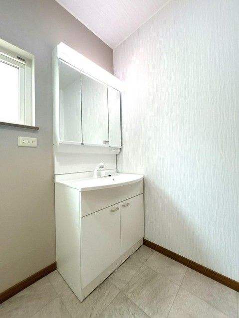 Renovated 4LDK House for Sale Near Shinfuji Station, Kushiro - Thumbnail 4