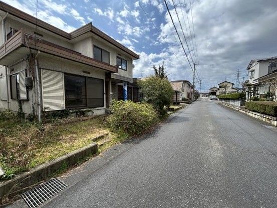 Renovated 6LDK House with 4 Parking Spaces in Sabae, Fukui - Thumbnail 3