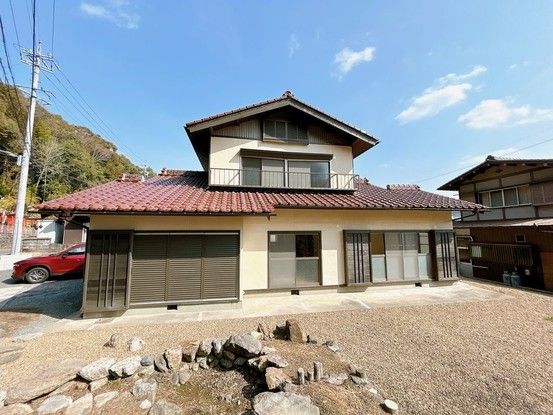 Renovated 4LDK House in Mino City, Gifu - 116.52 sqm - Image 1