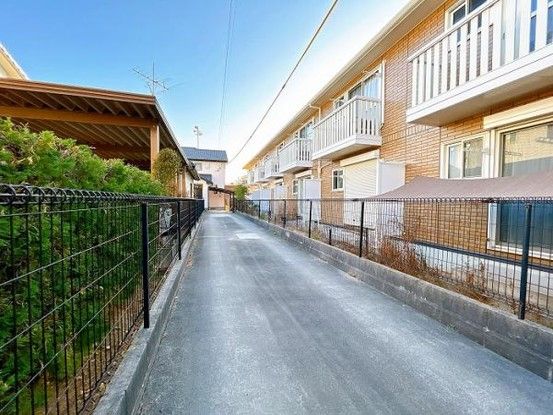 4LDK Detached House for Sale in Chiryū, Aichi | 5 Parking Spaces - Thumbnail 2