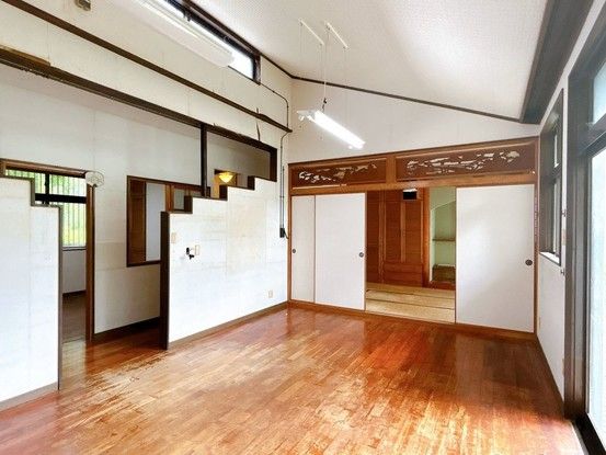 Spacious 3SLDK Single-Story Home in Nago, Okinawa - Thumbnail 4
