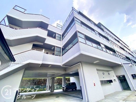 3LDK Resale Apartment for Sale in Nara City, Nara - Thumbnail 2