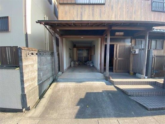 6DK Detached House in Ise City, Mie – 155m², 181m² Land - Thumbnail 2