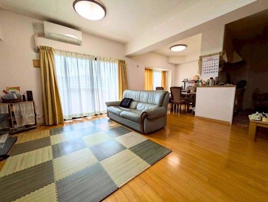 2LDK Apartment for Sale in Nagasaki City, 72 sqm - Thumbnail 2