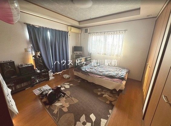 Spacious 5LDK House 150.7m2 in Yoshikawa Saitama - Thumbnail 3