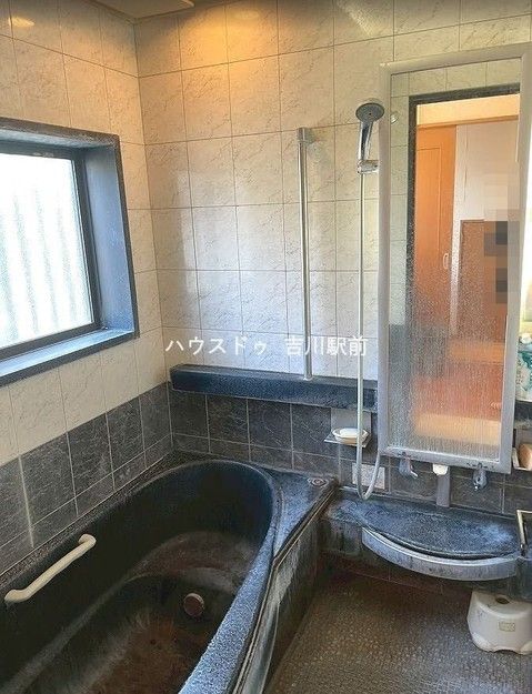 Spacious 5LDK House 150.7m2 in Yoshikawa Saitama - Thumbnail 4