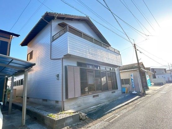 Renovated 4LDK House Near Tano Station in Miyazaki - Thumbnail 3