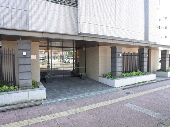 2LDK Apartment for Sale in Miyazaki City, 87.42m² - Thumbnail 2
