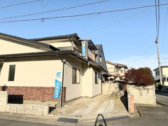 Renovated 4LDK Detached House in Kai City, Yamanashi - Thumbnail 2