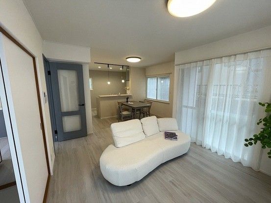 4LDK House for Sale in Asakita-ku, Hiroshima - 95.77m² - Thumbnail 2