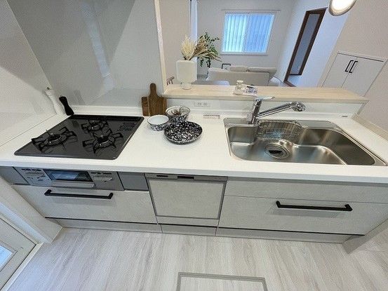 4LDK House for Sale in Asakita-ku, Hiroshima - 95.77m² - Thumbnail 4