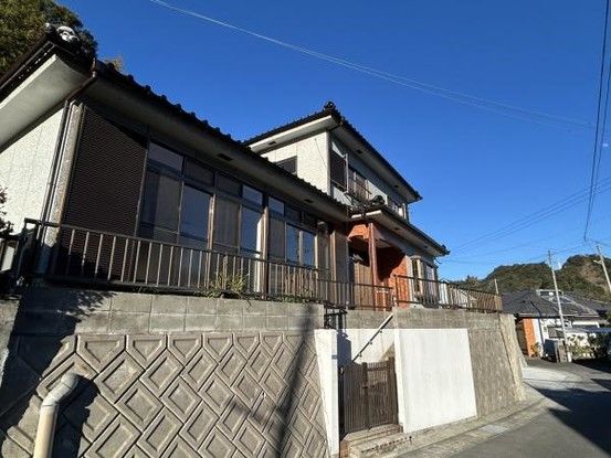 Renovated 5LDK House with Sakurajima View in Kagoshima - Thumbnail 2